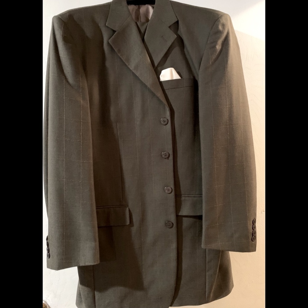 Men’s Stacy Adams olive green suit W35L